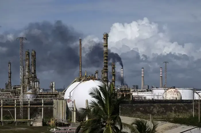 Venezuela Opens Oil Sector to Global Investors Amid Major Policy Reforms