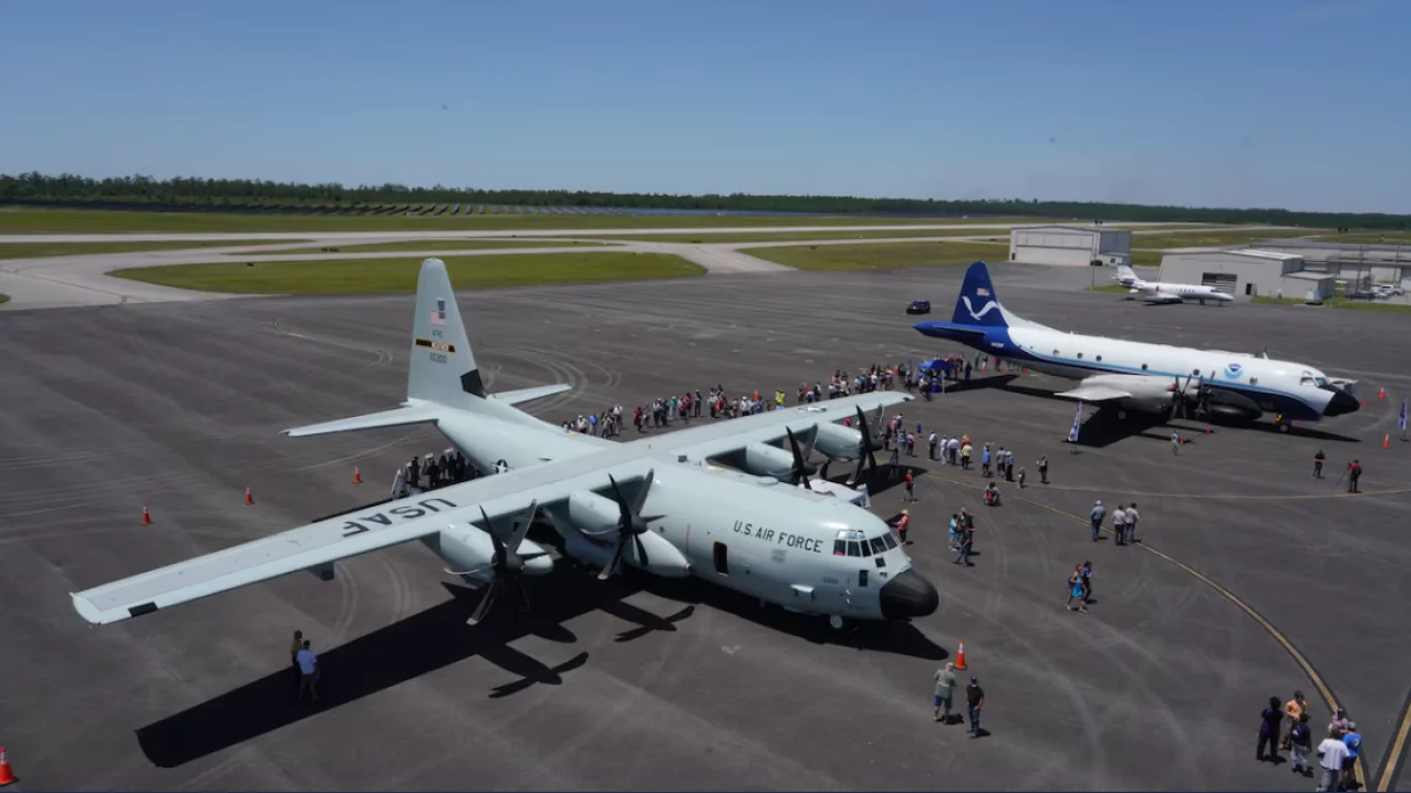 Hurricane Hunter Aircraft Draws Thousands to San Juan
